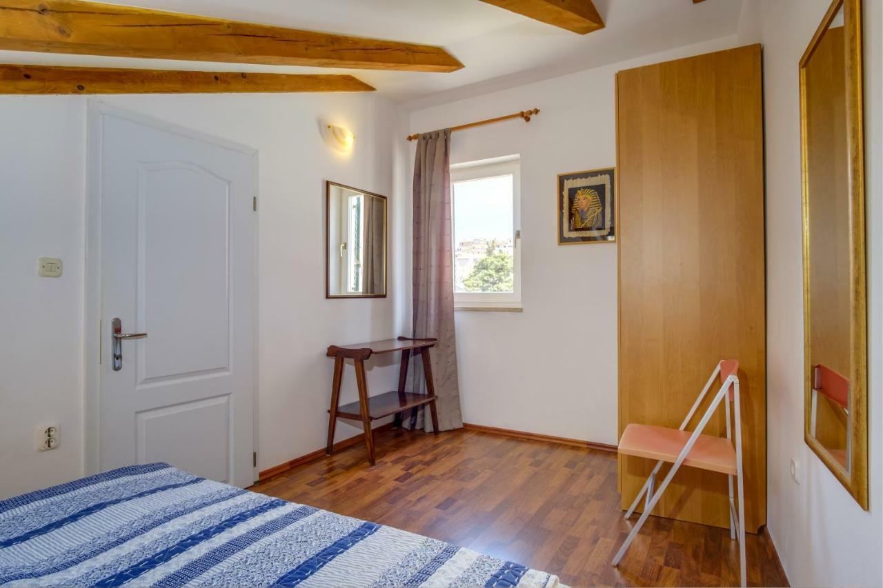 Apartman Natasa Mali Losinj Exterior photo